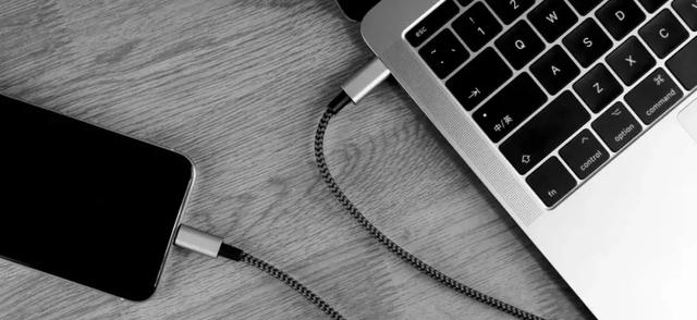 更快更強(qiáng)，GODO蘋(píng)果PD快充數(shù)據(jù)線評(píng)測(cè)